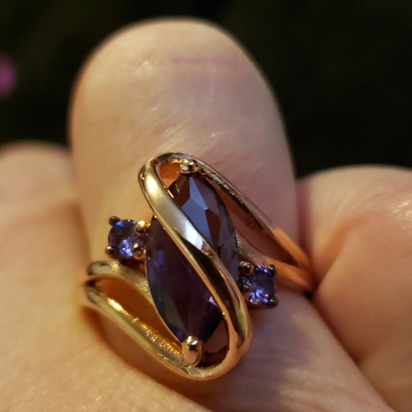 SOLD 7. Jewelry BLOWOUT Ring Rose gold, Amathyst - Picture 1 of 5